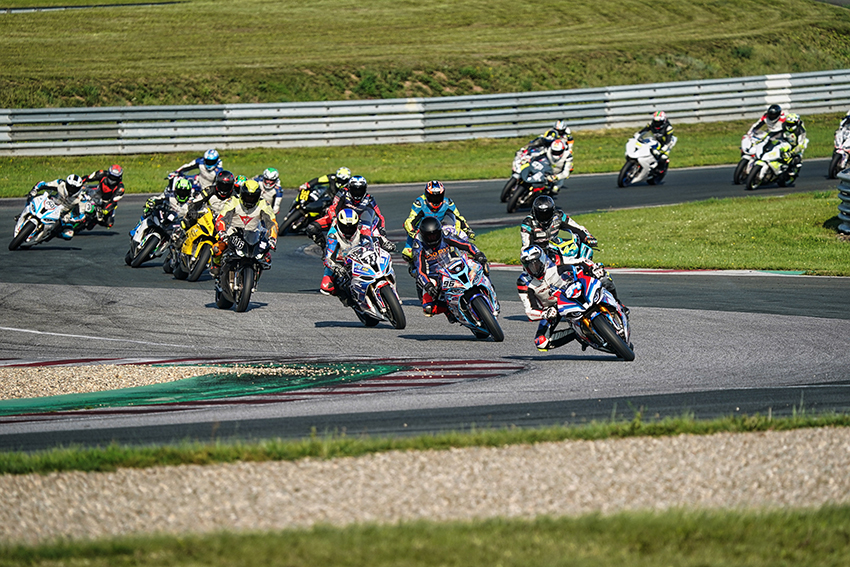 Racing1 Racing1